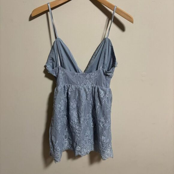NWOT Superdown x Revolve Mandy Lace Flare Dress in Dusty Blue- Size XS - Picture 4 of 12